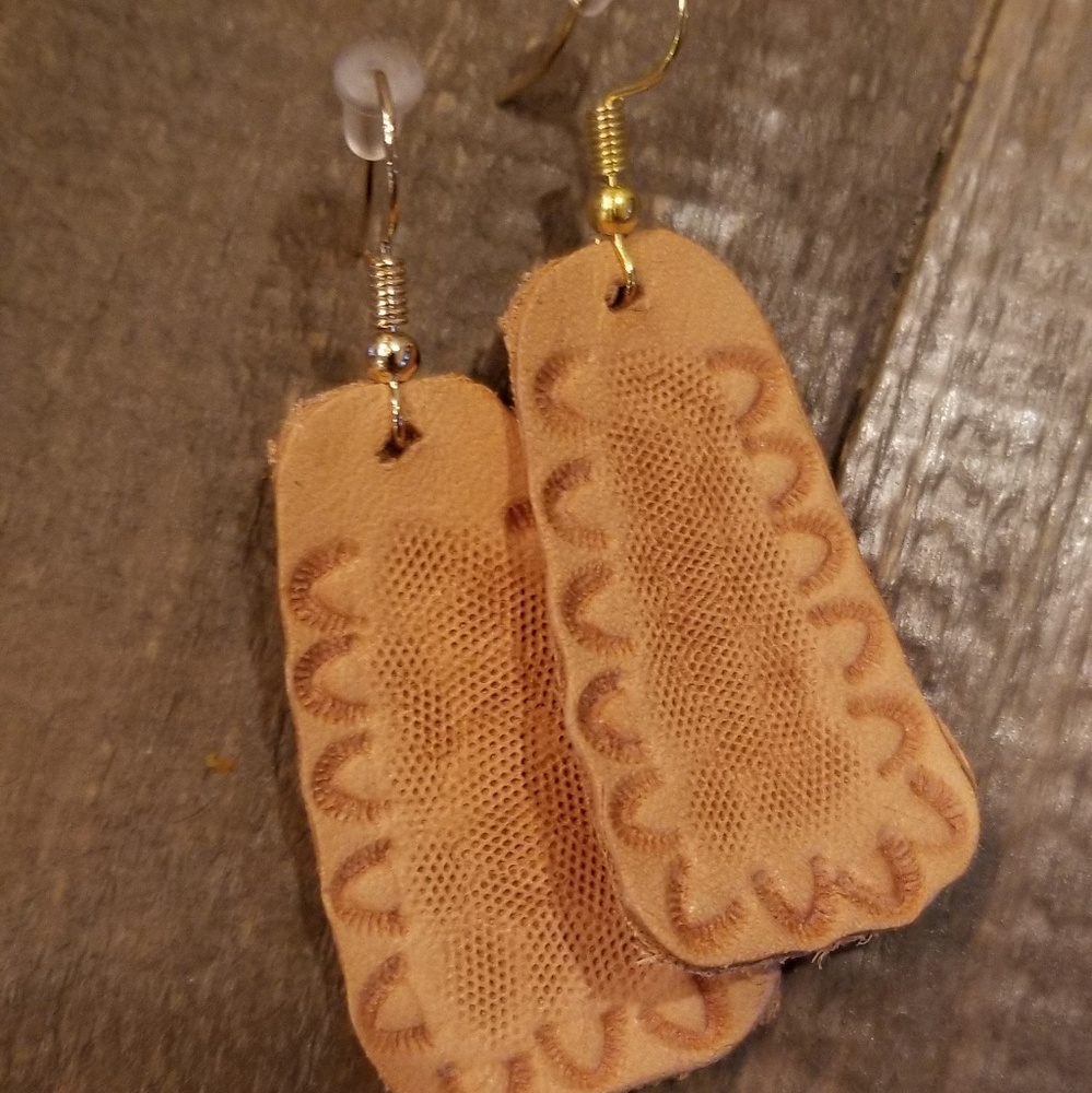 Leather ear rings